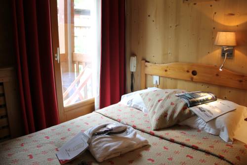 Imagen de la habitación del Hotel H&ocirc;tel Auberge Saint Hubert. Foto 16