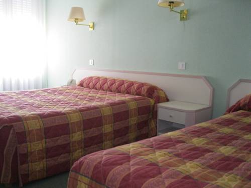 Imagen de la habitación del Hotel H&ocirc;tel Aux Cerisiers. Foto 13