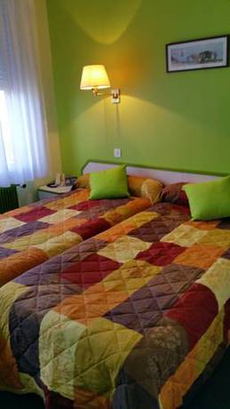 Imagen de la habitación del Hotel H&ocirc;tel Aux Cerisiers. Foto 15