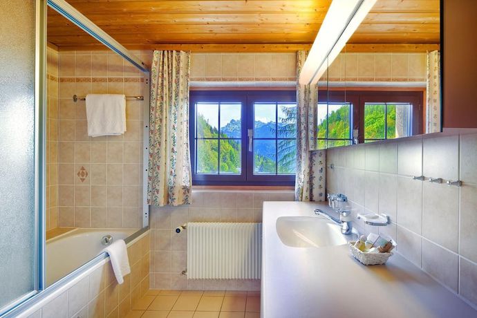 Imagen de la habitación del Hotel Hôtel Aux Mille Etoiles. Foto 13