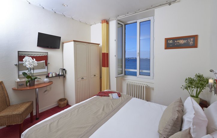 Imagen general del Hotel Hôtel Aux Tamaris - Vue Mer. Foto 1