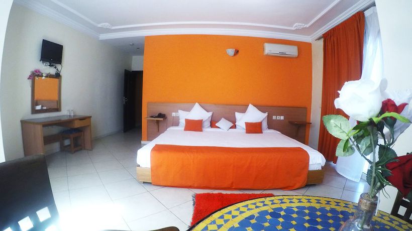 Imagen de la habitación del Hotel H&ocirc;tel Aymen. Foto 5