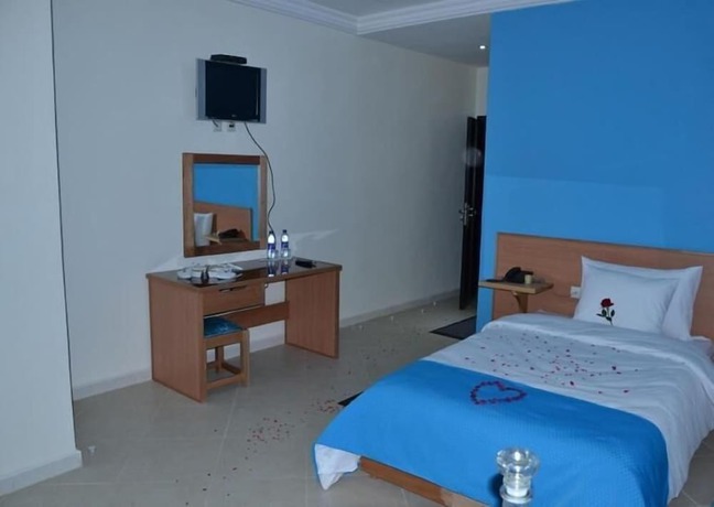 Imagen de la habitación del Hotel H&ocirc;tel Aymen. Foto 6