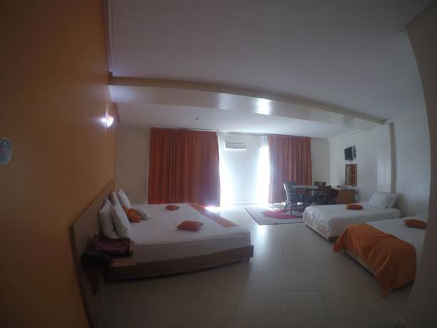 Imagen de la habitación del Hotel H&ocirc;tel Aymen. Foto 13