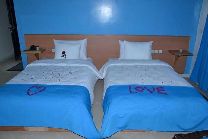 Imagen de la habitación del Hotel H&ocirc;tel Aymen. Foto 14