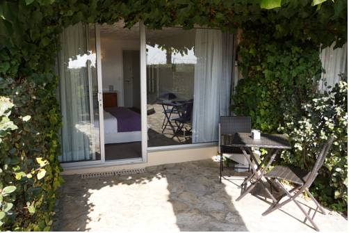 Imagen general del Hotel H&ocirc;tel Azur Bord De Mer. Foto 5