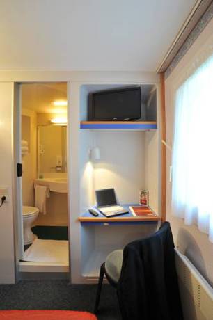 Imagen de la habitación del Hotel H&ocirc;tel Balladins Vend&ocirc;me. Foto 5