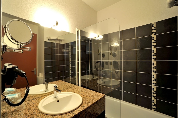 Imagen de la habitación del Hotel H&ocirc;tel Balladins Villefranche-de-rouergue. Foto 11