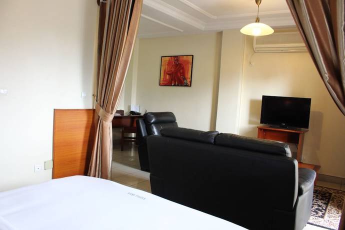 Imagen de la habitación del Hotel H&ocirc;tel Bano Palace. Foto 9
