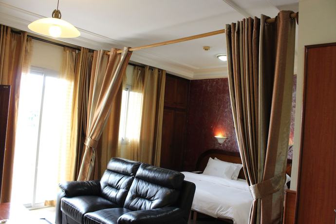 Imagen de la habitación del Hotel H&ocirc;tel Bano Palace. Foto 14
