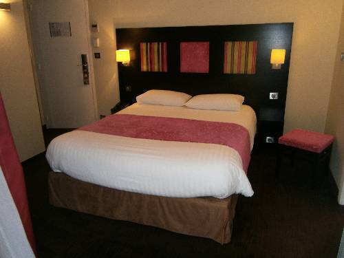 Imagen de la habitación del Hotel H&ocirc;tel Baptistin. Foto 4