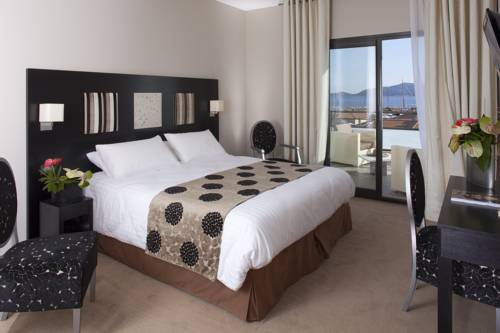 Imagen de la habitación del Hotel H&ocirc;tel Baptistin. Foto 16