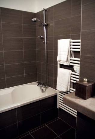 Imagen de la habitación del Hotel Hôtel Bar Le Globe. Foto 4