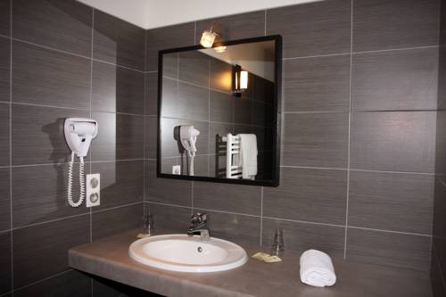 Imagen de la habitación del Hotel Hôtel Bar Le Globe. Foto 14