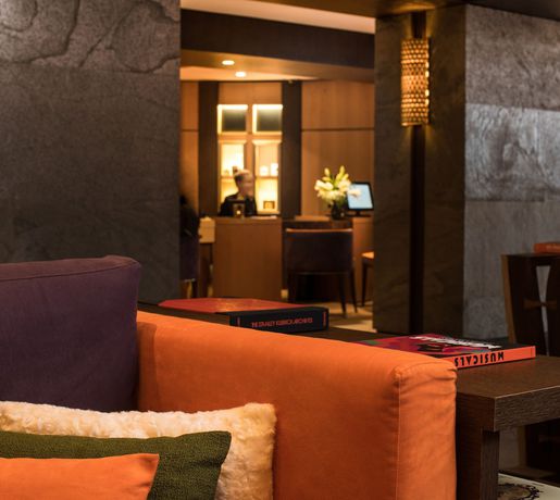 Imagen de los interiores del Hotel H&ocirc;tel Barri&egrave;re Les Neiges Courchevel. Foto 18