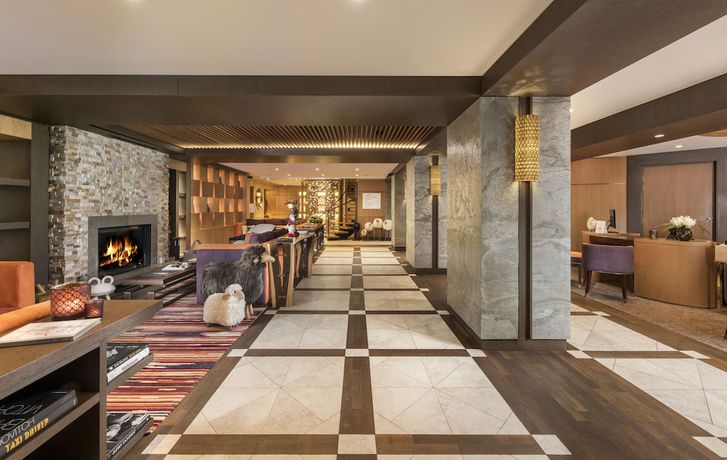 Imagen de los interiores del Hotel H&ocirc;tel Barri&egrave;re Les Neiges Courchevel. Foto 19