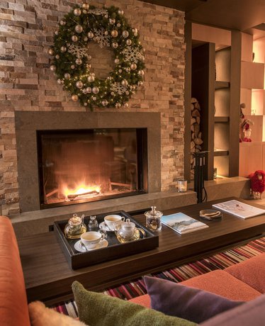Imagen de los interiores del Hotel H&ocirc;tel Barri&egrave;re Les Neiges Courchevel. Foto 20