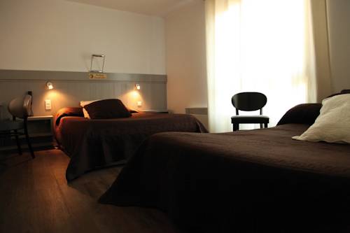 Imagen de la habitación del Hotel Hôtel Bastide, Bowling Du Rouergue. Foto 10