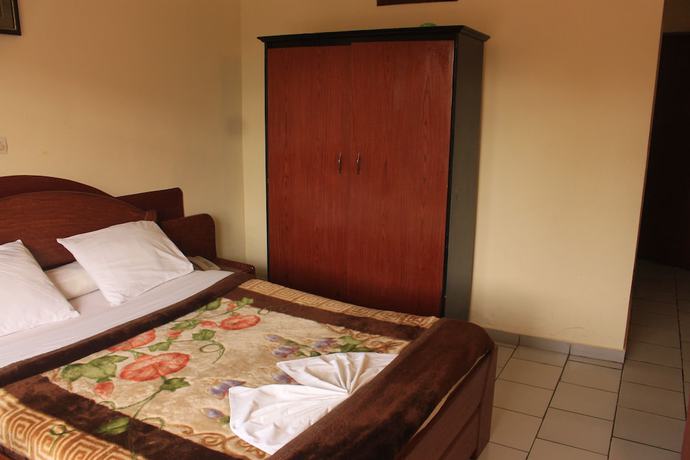 Imagen de la habitación del Hotel H&ocirc;tel Beau Rivage, Deido. Foto 13