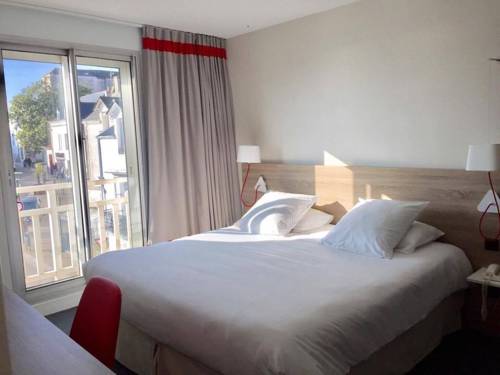 Imagen de la habitación del Hotel H&ocirc;tel Beau Soleil. Foto 13