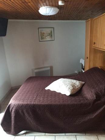 Imagen de la habitación del Hotel H&ocirc;tel Beaus&eacute;jour, Annot. Foto 3