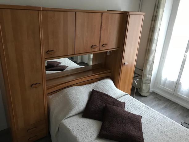 Imagen de la habitación del Hotel H&ocirc;tel Beaus&eacute;jour, Annot. Foto 8
