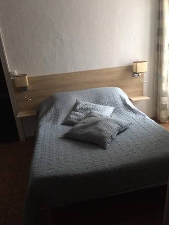 Imagen de la habitación del Hotel H&ocirc;tel Beaus&eacute;jour, Annot. Foto 18