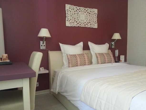 Imagen de la habitación del Hotel H&ocirc;tel Beausoleil. Foto 9