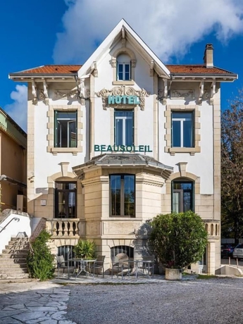 Imagen general del Hotel H&ocirc;tel Beausoleil. Foto 1