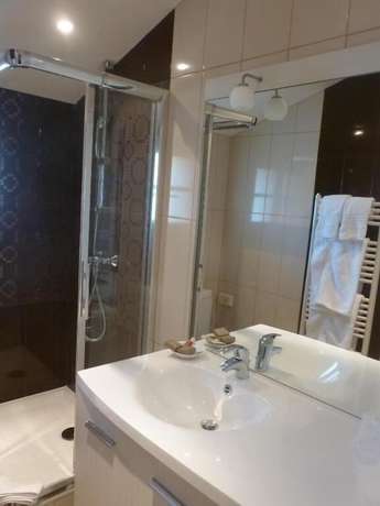 Imagen de la habitación del Hotel H&ocirc;tel Bel Air. Foto 9