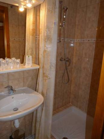 Imagen de la habitación del Hotel H&ocirc;tel Belalp. Foto 6