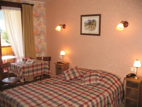 Imagen de la habitación del Hotel H&ocirc;tel Bellachat. Foto 5