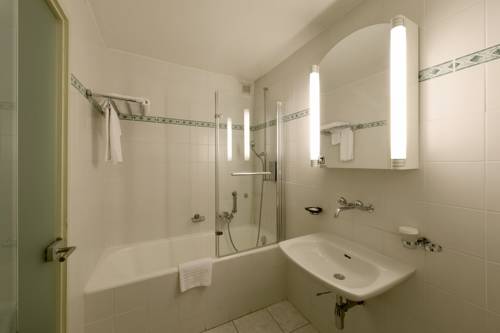 Imagen de la habitación del Hotel H&ocirc;tel Bellerive, LAUSANA. Foto 8