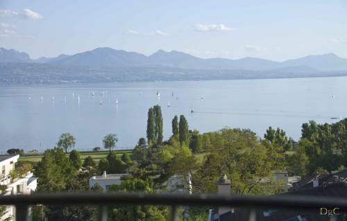 Imagen de la habitación del Hotel H&ocirc;tel Bellerive, LAUSANA. Foto 10
