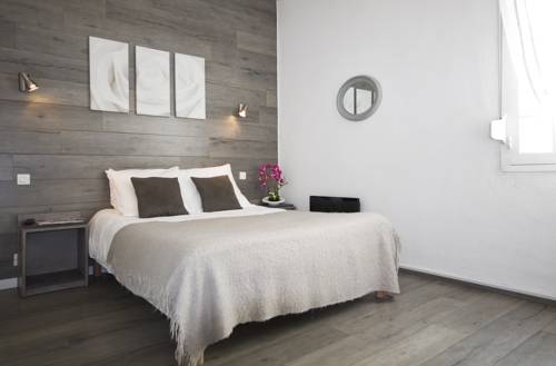 Imagen de la habitación del Hotel Hôtel Bellevue. Foto 9