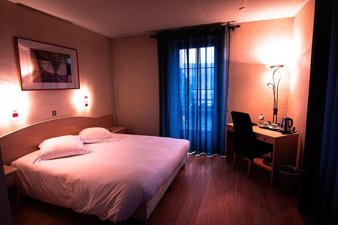 Imagen de la habitación del Hotel Hôtel Bellevue Le Rocheray. Foto 13