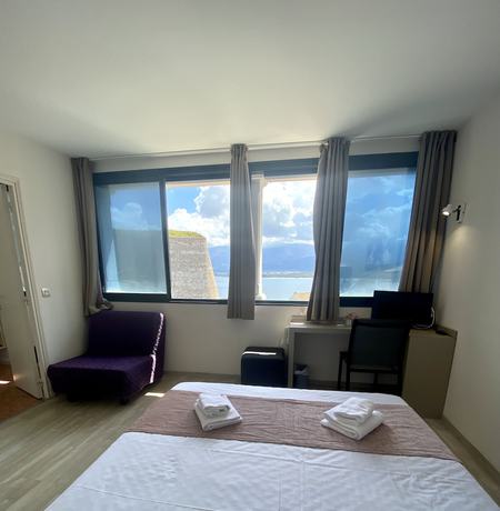 Imagen de la habitación del Hotel H&ocirc;tel Belv&eacute;d&egrave;re, Calvi. Foto 11