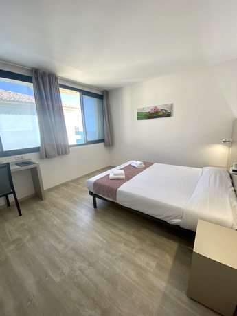 Imagen de la habitación del Hotel H&ocirc;tel Belv&eacute;d&egrave;re, Calvi. Foto 15