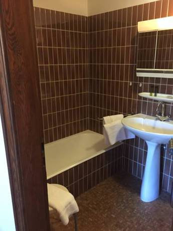 Imagen de la habitación del Hotel H&ocirc;tel Berceau Du Vigneron. Foto 11