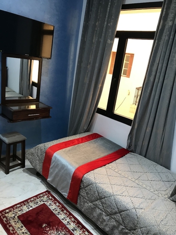 Imagen de la habitación del Hotel H&ocirc;tel Biarritz. Foto 10
