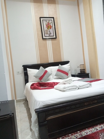 Imagen de la habitación del Hotel H&ocirc;tel Biarritz. Foto 15
