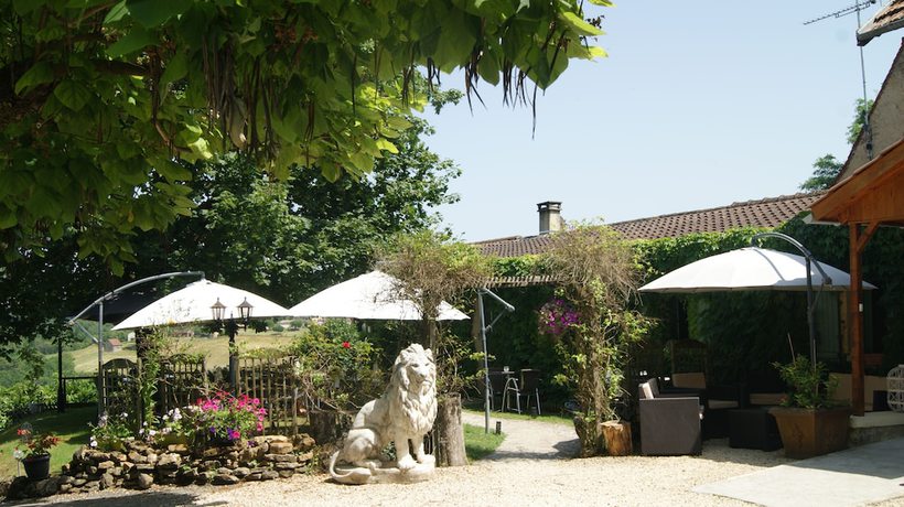 Imagen de los interiores del Hotel H&ocirc;tel Bien-Etre Aux Cypr&egrave;s de Marquay. Foto 20