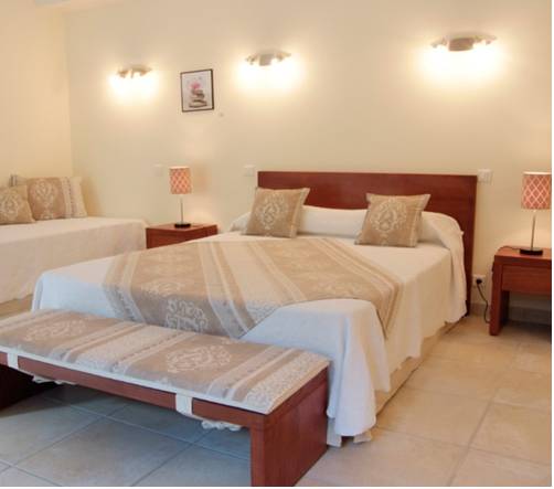 Imagen de la habitación del Hotel Hôtel Bon Encontre. Foto 3