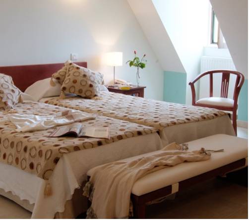Imagen de la habitación del Hotel H&ocirc;tel Bon Encontre, Sarlat. Foto 5