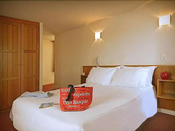 Imagen de la habitación del Hotel H&ocirc;tel Bonnet. Foto 10