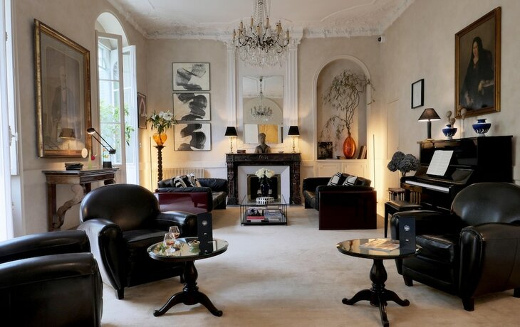 Imagen general del Hotel H&ocirc;tel Bristol Pau. Foto 6