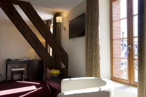 Imagen de la habitación del Hotel H&ocirc;tel Burgevin. Foto 7