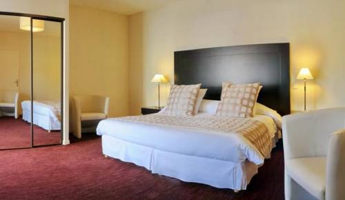 Imagen de la habitación del Hotel H&ocirc;tel Burgevin. Foto 10