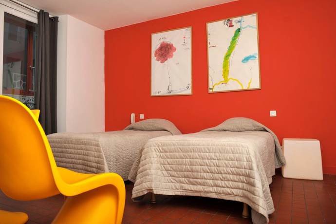 Imagen de la habitación del Hotel H&ocirc;tel Burrhus. Foto 17