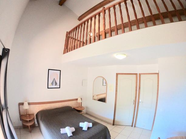 Imagen de la habitación del Hotel H&ocirc;tel Cala di Sole. Foto 6